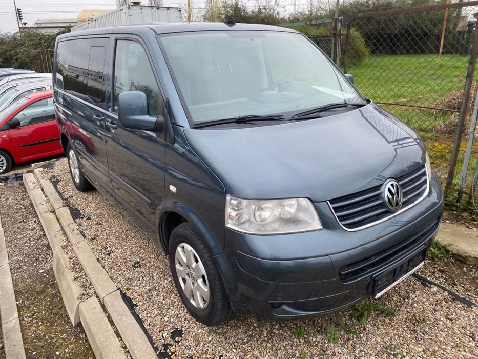 Volkswagen Multivan Т5 2.5 dti