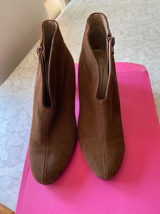 Botins castanhos marca Jaime Mascaró