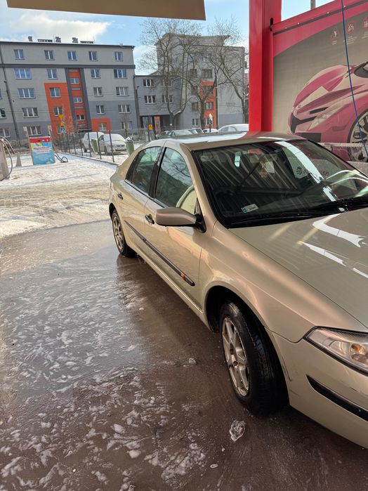 sprzedaż Renault Laguna