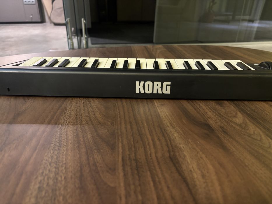 Teclado midi Korg MicroKEY 37