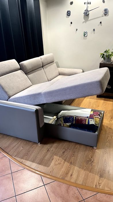 Narożnik rozkładany z funkcją spania