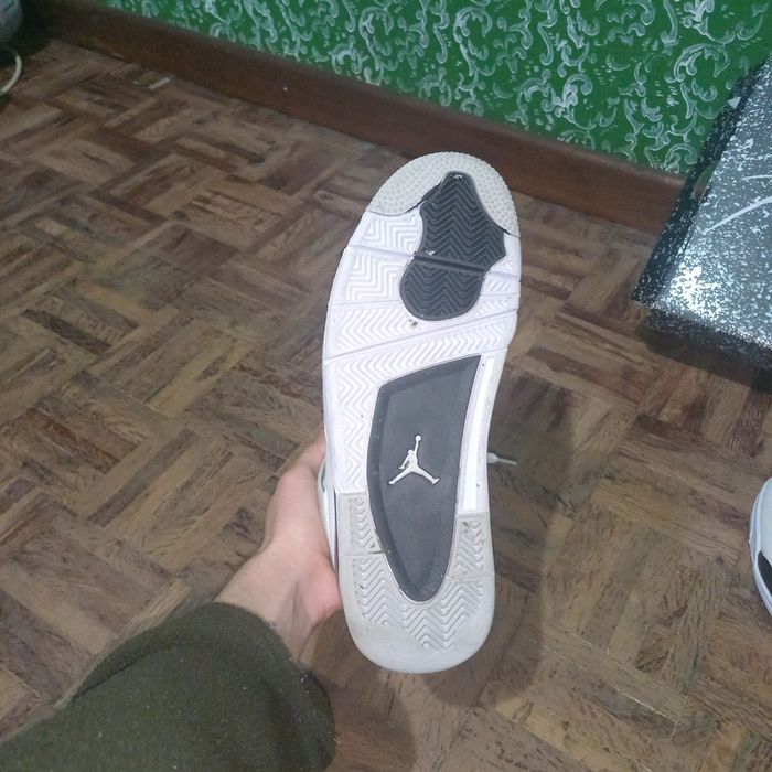 Air Jordan 4 Military Black