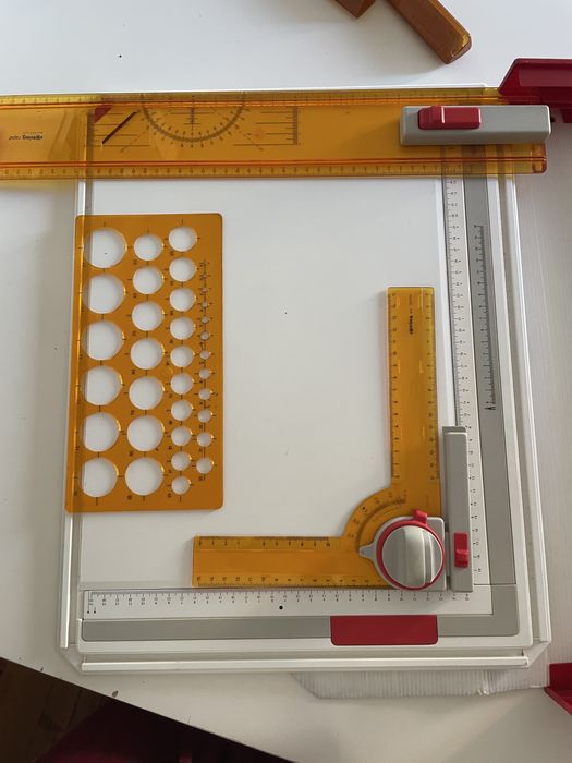 Estojo Canetas Rotring College +Pasta de artes visuais rotring