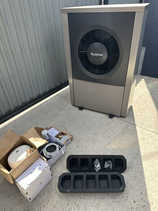 Тепловий насос Bosch повітря вода airo s hydro c #3 9 8 kw