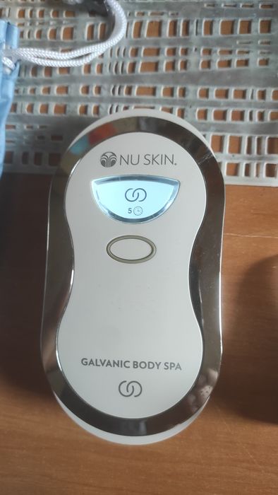 NU SKIN ageLOC Galvanic Body Spa