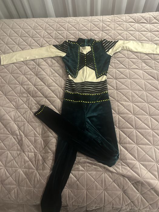 Костюм доя повітряної гімнастики