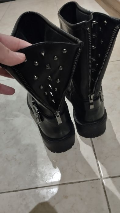 Botas pretas estilo gótico NOVAS