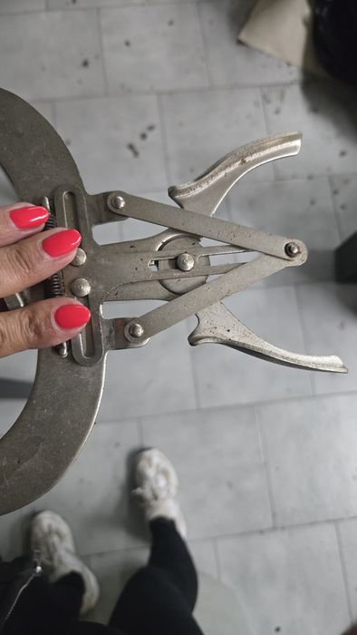 Arco de Serra Ajustável GEDORE 126/2 — Estrutura (Made in Germany)