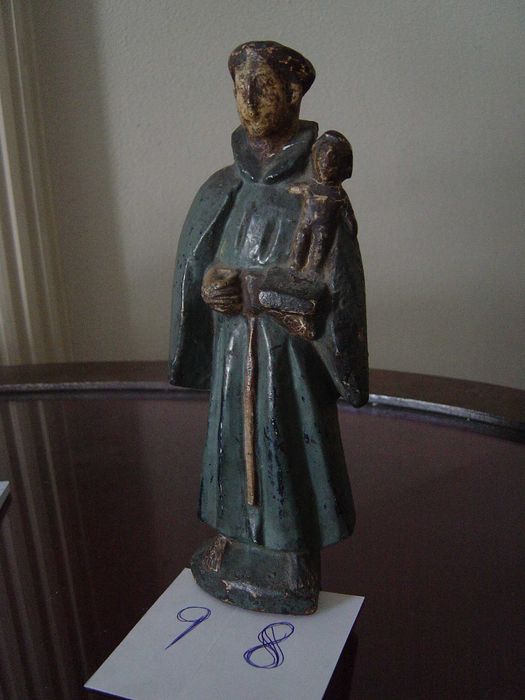 Santo António em madeira, verde