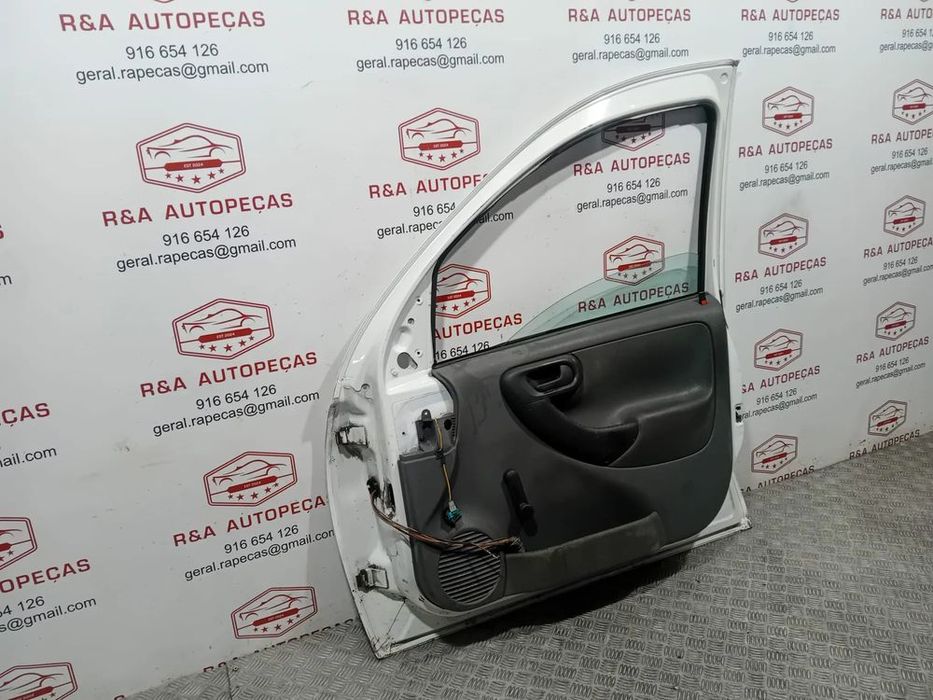 Porta Frente Frontal Direito Opel Combo C Original