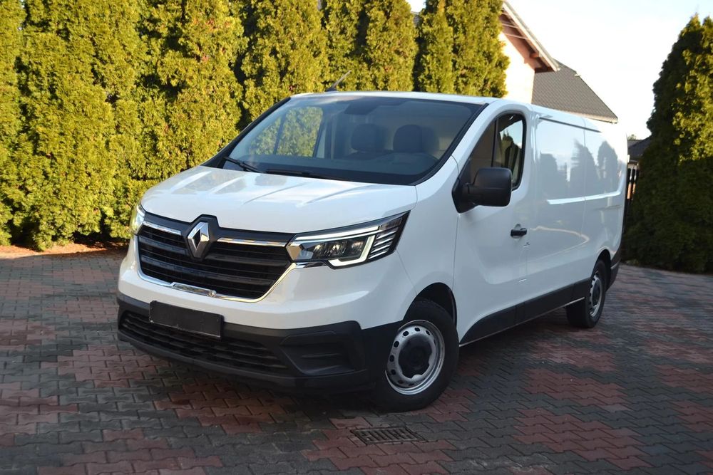 Renault Trafic 2.0 dCi Wersja L2 LONG FULL LED Nowe Opony Leasing  Faktura VAT23%