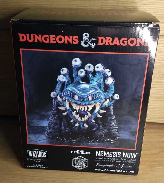 Figurka Nemesis Now Dungeons & Dragons Beholder Box.