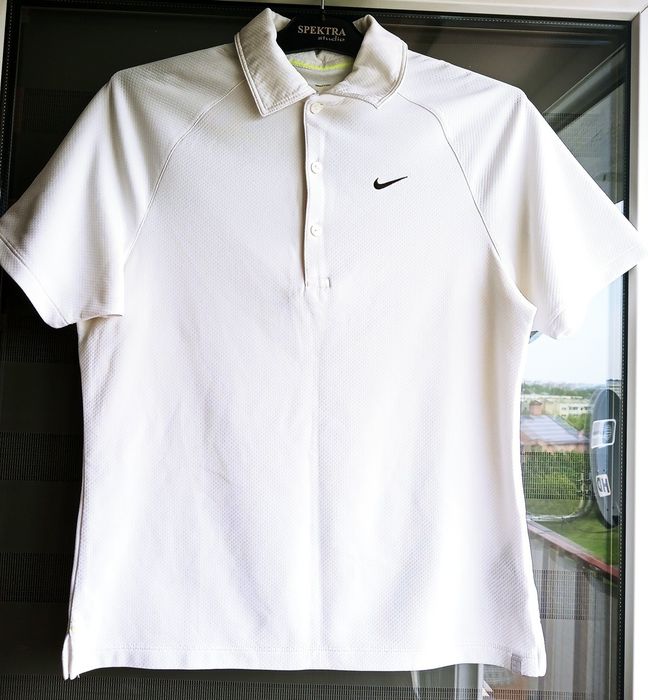 Bluzka Nike biała młodzieżowa 164/ 170  S/M