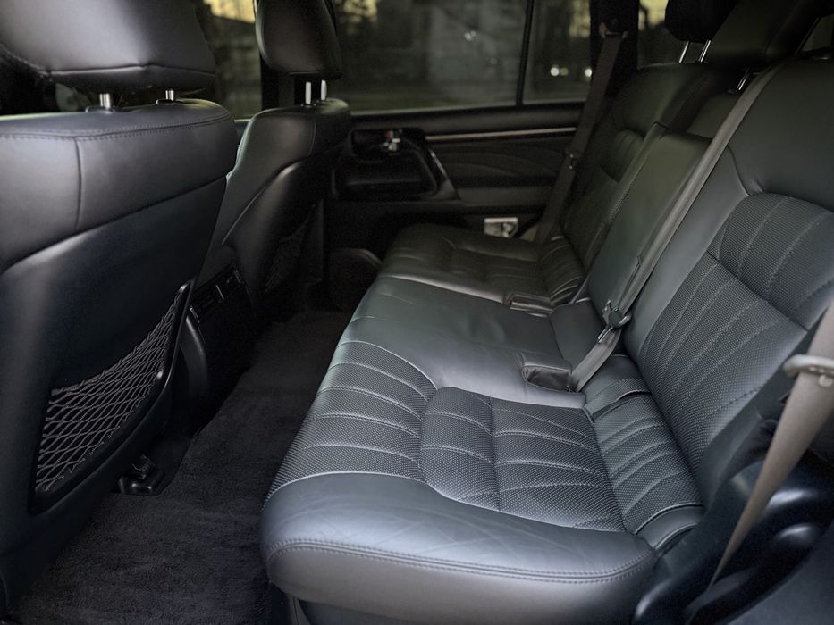 Продам ленд крузер  200