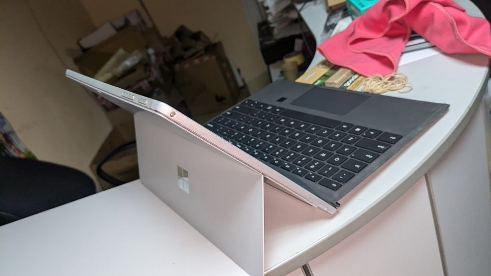 Microsoft Surface Pro 6 i5 8/256 Gb 12.3 3K IPS Win11