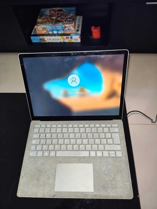 Portátil Microsoft surface Laptop Estudantes Universidade