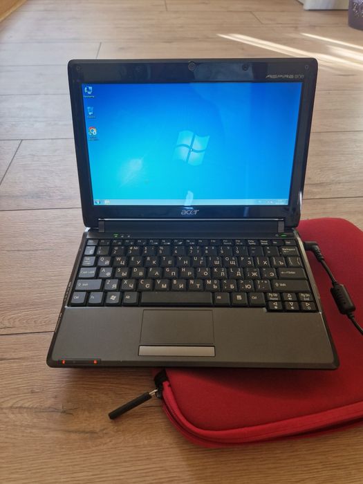 Нетбук acer робочий в доброму стані