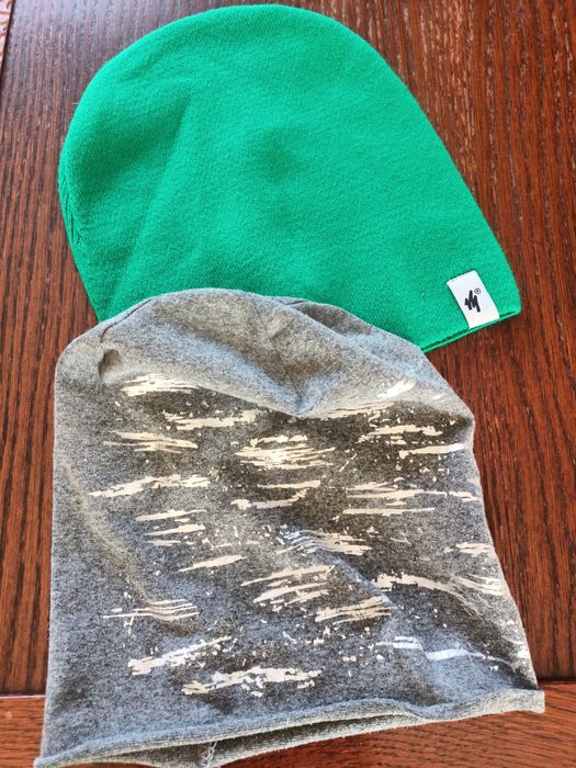 czapki przejściowe dziewczęce zielona i szara