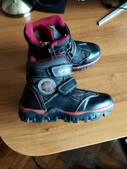 Детские зимние ботинки