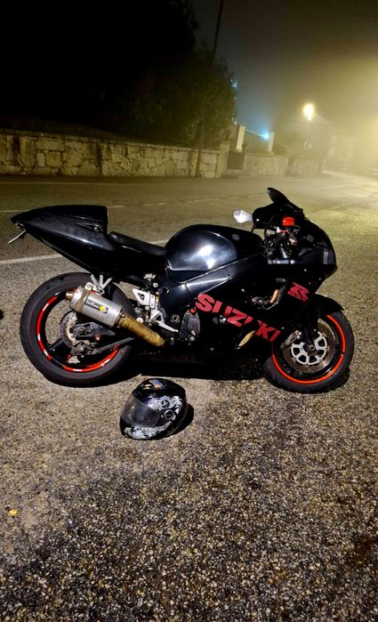 Suzuki gsxr 600 srad