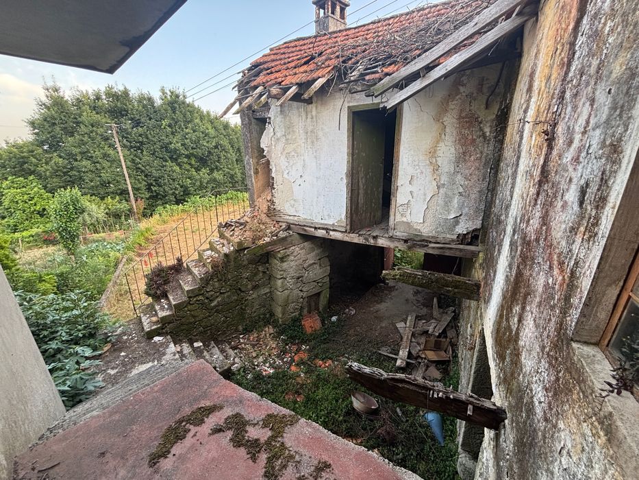 Casa em pedra para restauro