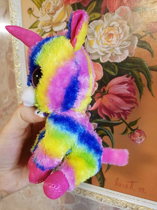 TY Beanie Boos глазастик яркий единорог 17 см