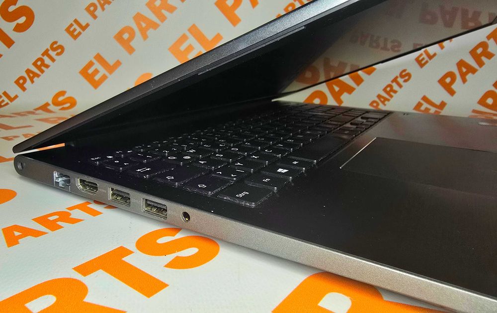 Ноутбук 15.6" DELL Vostro 5568 (Core i3 6006u/8/128)