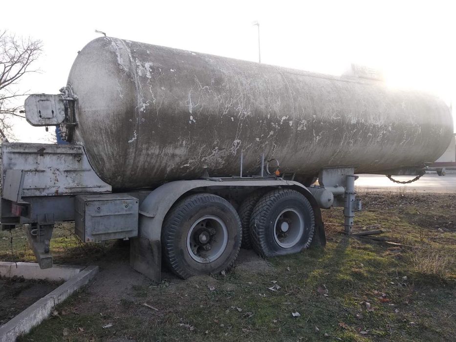 Газовоз,ємність газова,бочка пропан бутан.