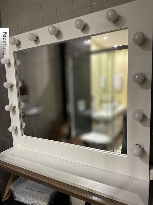 Vendo espelho com iluminação como novo