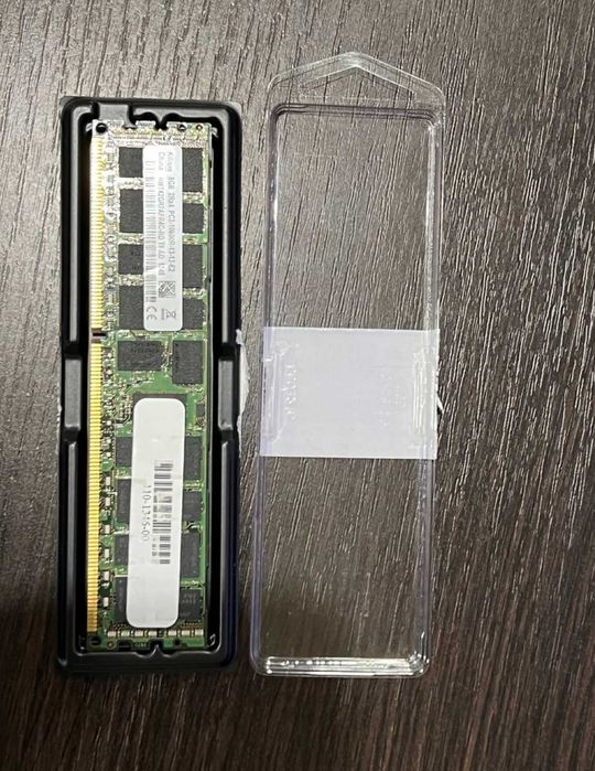 Серверна оперативна пам'ять Samsung DDR3 REG ECC 8GB 1333MHz PC3-10600