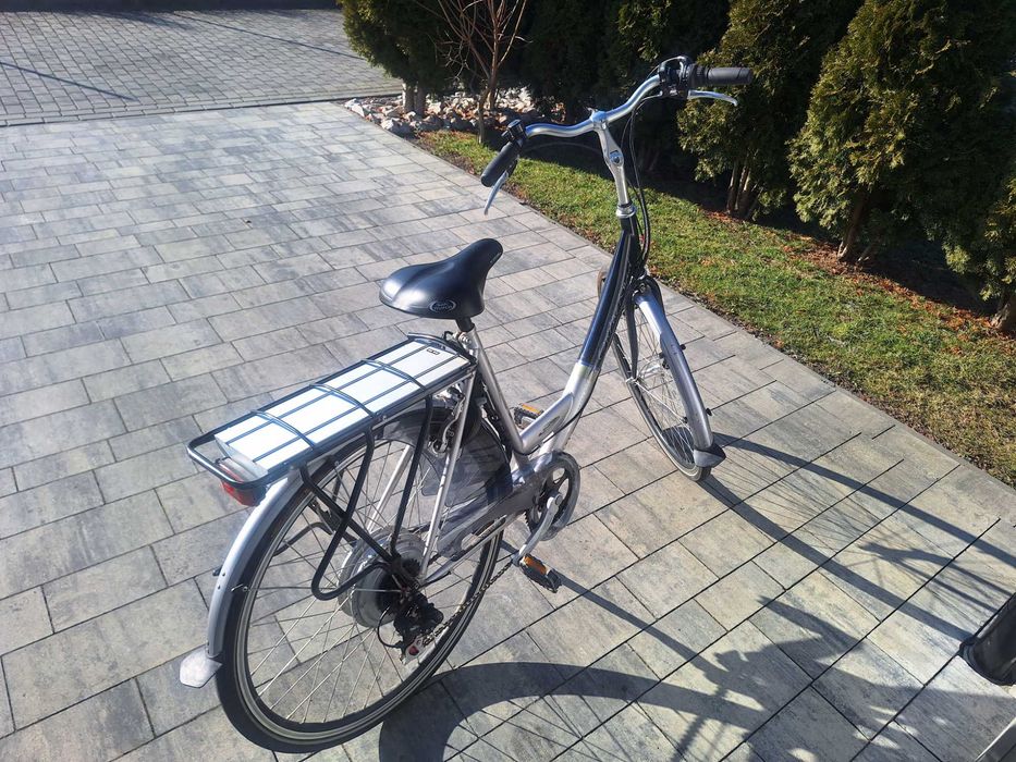 Rower elektryczny damka ebike Nowa bateria