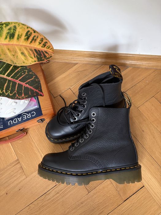 Dr. Martens 1460