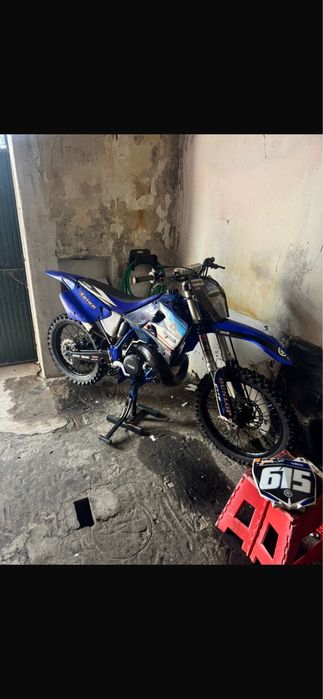 Yz 250 2t sem matricula + yz250 2t com matricula avariada