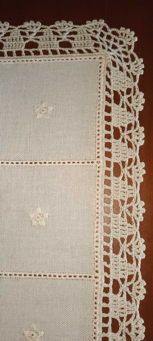 Pano de tabuleiro com renda (novo)