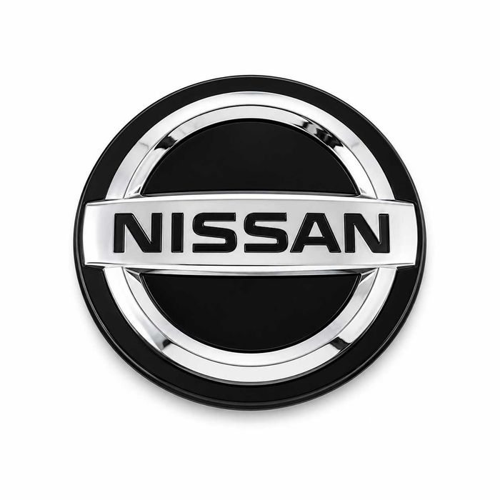 Эмблема переднего бампера Nissan Rogue T32 (под круглый радар/дистроник) - 62890-7FW0A