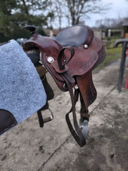 Siodło western Continental 160, popręg i pad
