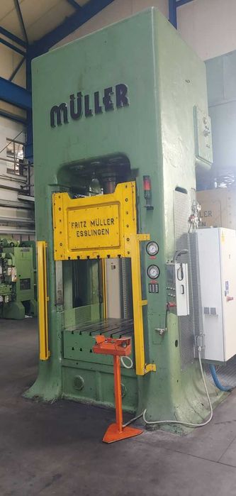 Prasa hydrauliczna Muller 160 ton