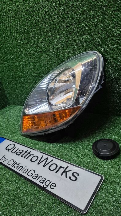 Otica Farol Esquerdo Renault Kangoo I KC FC 1997 a 2008 Ref. 551-1145L-LDEMY NOVO DEPO C/DANOS