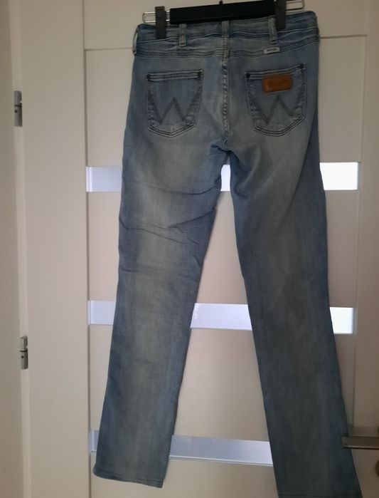 Spodnie damskie wrangler 27/32