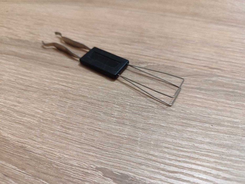 Металлический ключ пуллер 2 в 1 для снятия кейкапов /клавиш клавиатуры