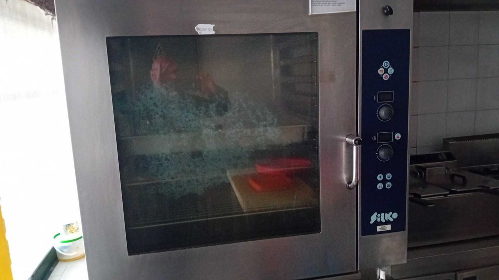 Forno Industrial 102X99X99 com Bancada Inox 100X100 + 70X80.