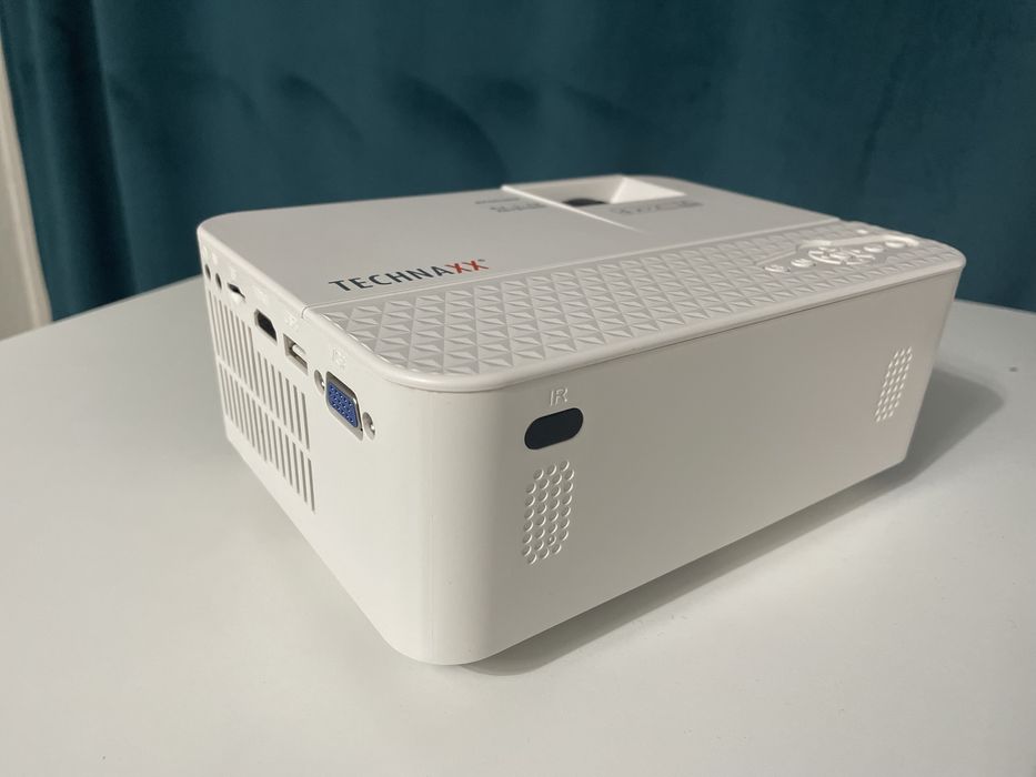 Проєктор, проектор