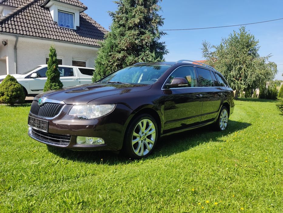 Skoda Superb kombi 2.0 TDI 170KM 4x4 MANUAL bixenon 2 klucze Navi