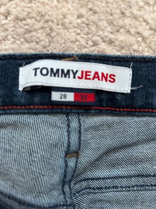 Spodnie jeans Tommy Hilfiger rozm 28/32