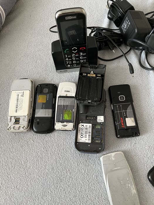 Stare telefony Nokia Alcatel