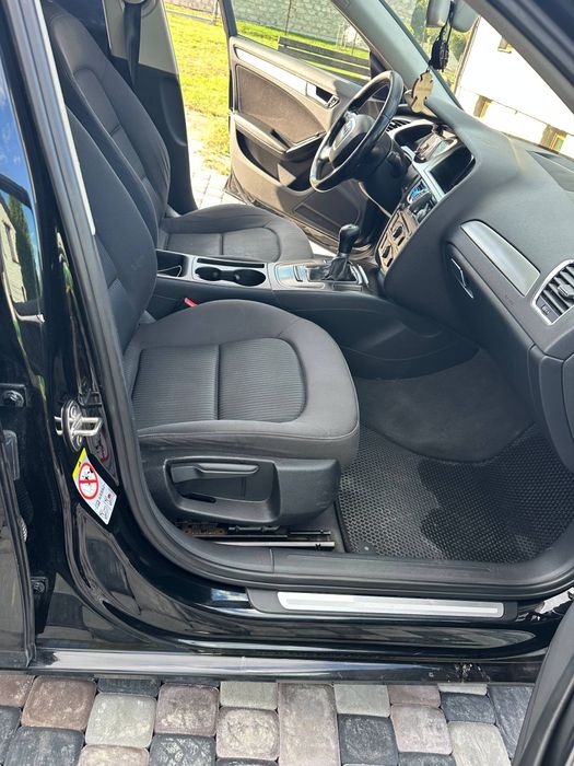 Продам автомобіль Audi A4