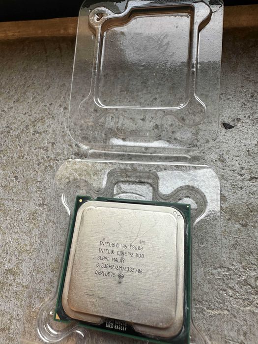 Intel Core2 Duo E8600  3.33GHz