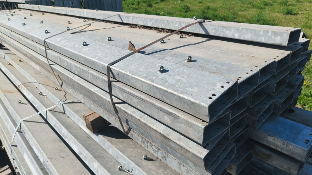Słup 120x50x3 - Profil stalowy ocynkowany - długość 3,9m