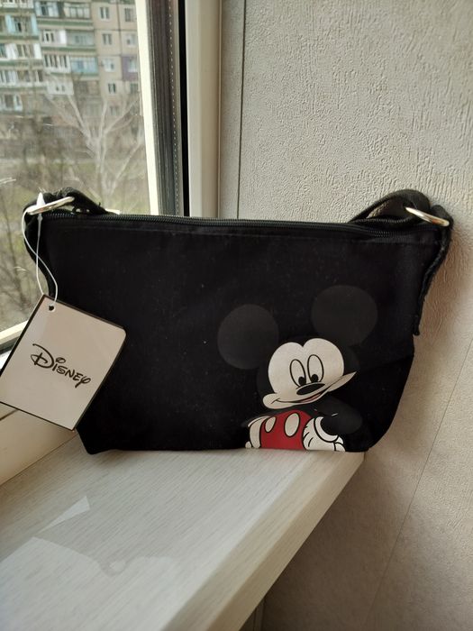 Сумка Disney з логотипом.