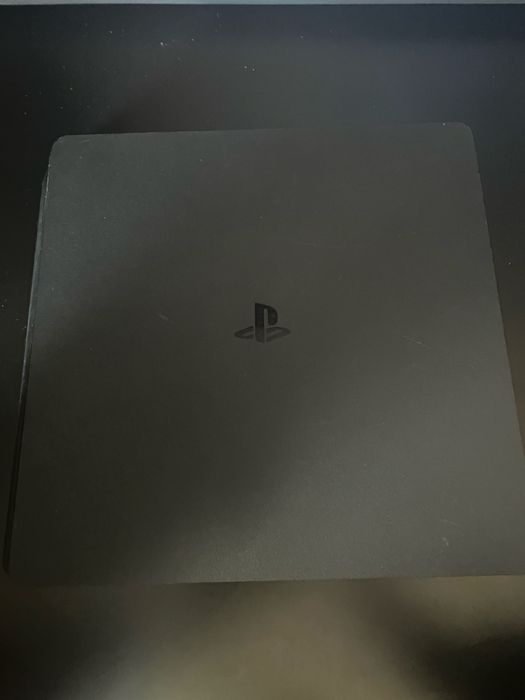 Konsola Playstation 4